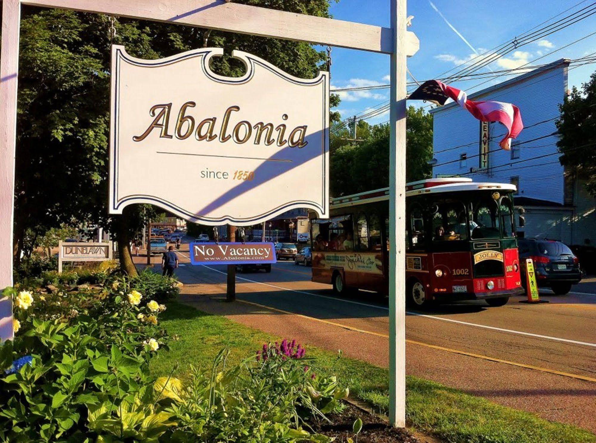 Abalonia Inn Оганкит Экстерьер фото